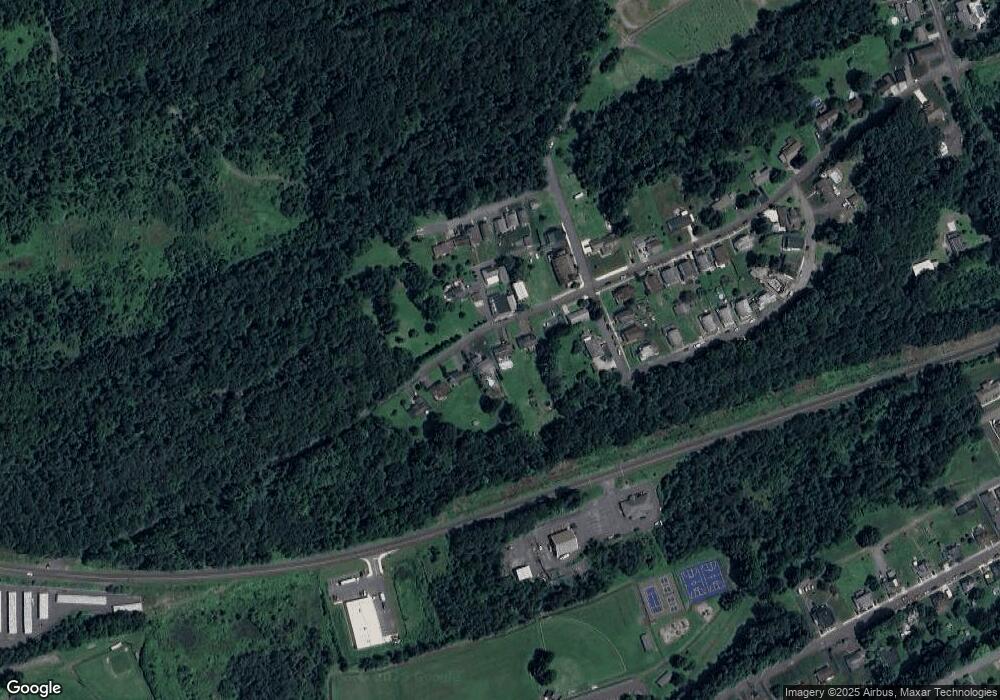 305 Vandermark Rd, Nanticoke, PA 18634 - photo 1