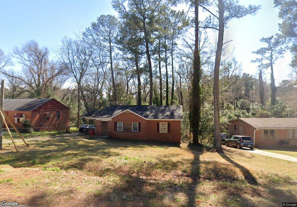 2045 Bayswater Rd, Macon, GA 31211 - photo 1