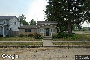110 N Locust St, Forreston, IL 61030