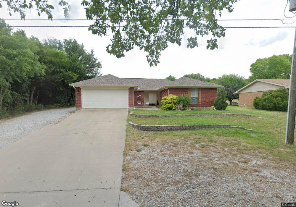 1004 N Chico Ave, Decatur, TX 76234 - photo 1