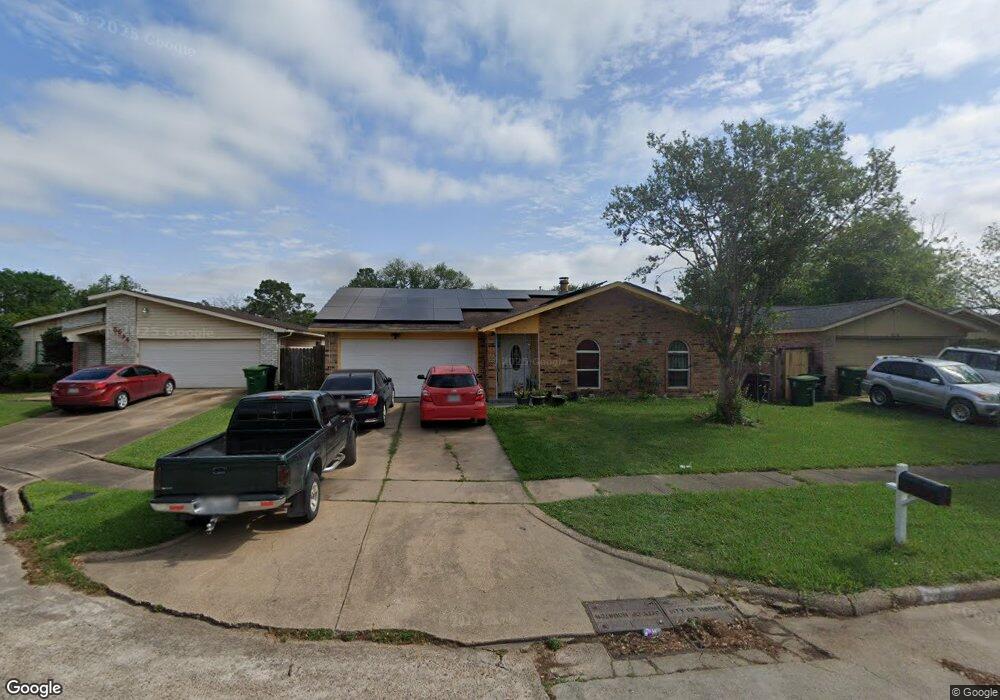 5630 Irish Hill Dr, Houston, TX 77053 - photo 1