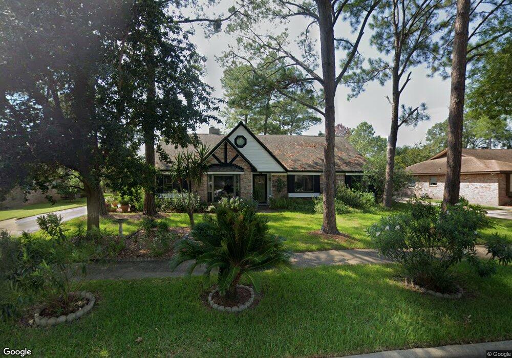 342 W Castle Harbour Dr, Friendswood, TX 77546 - photo 1