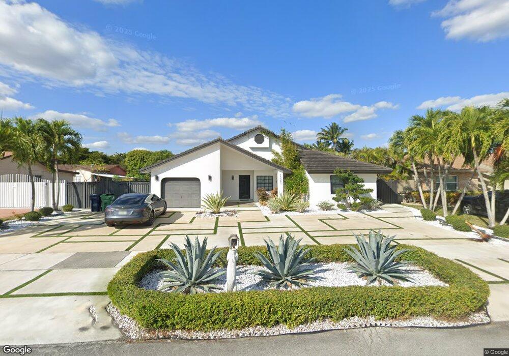 15081 SW 69th St, Miami, FL 33193 - photo 1