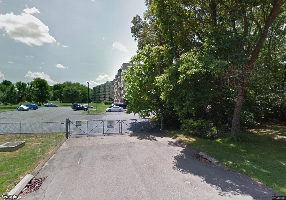 114 Putter Dr, Wallingford, CT 06492 - photo 1