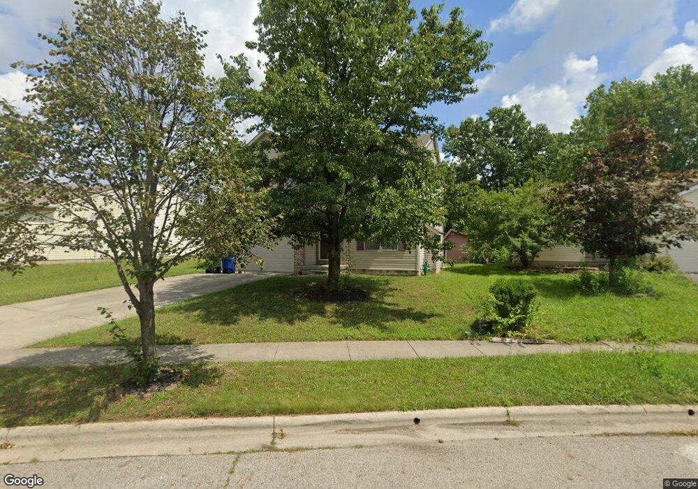 804 Crevis Ln, Columbus, OH 43228 - photo 1