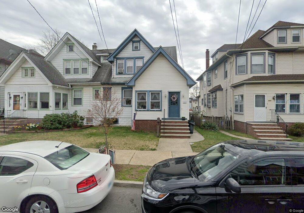 828 Monmouth St, Gloucester City, NJ 08030 - photo 1