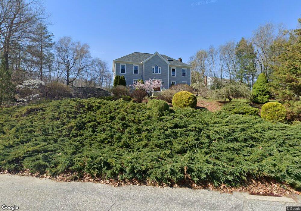 607 Aspen Ln, Orange, CT 06477 - photo 1