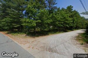10 Crescent Cir, Surry, ME 04684