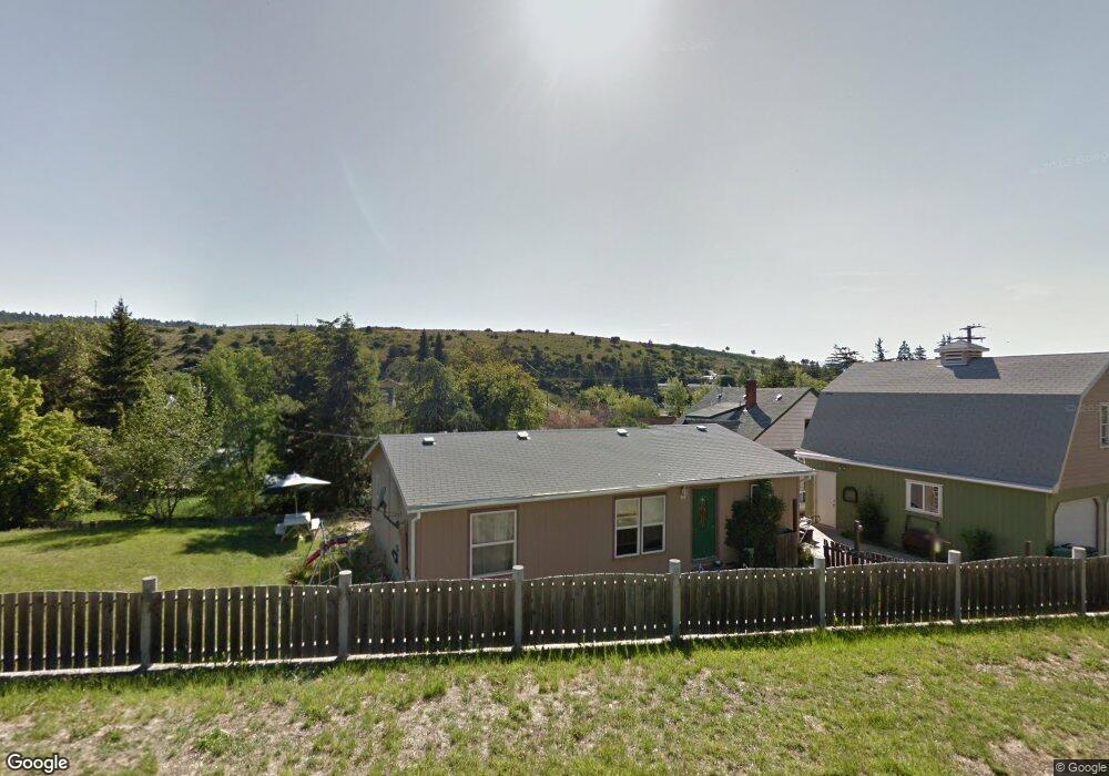 1536 Siskiyou St, Klamath Falls, OR 97601 - photo 1