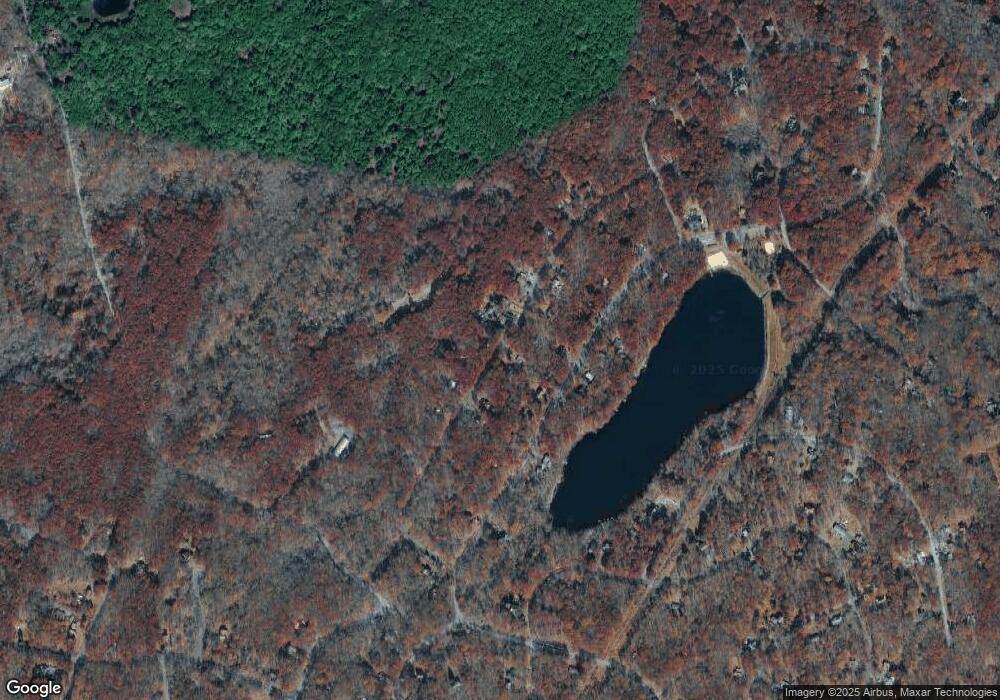 42 Bluebird Ln, Pocono Mountain Lake Estates, PA 18324 - photo 1