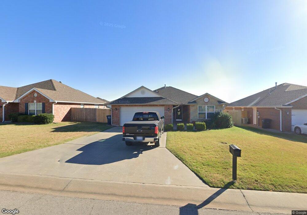 1921 Raintree Dr, Shawnee, OK 74804 - photo 1