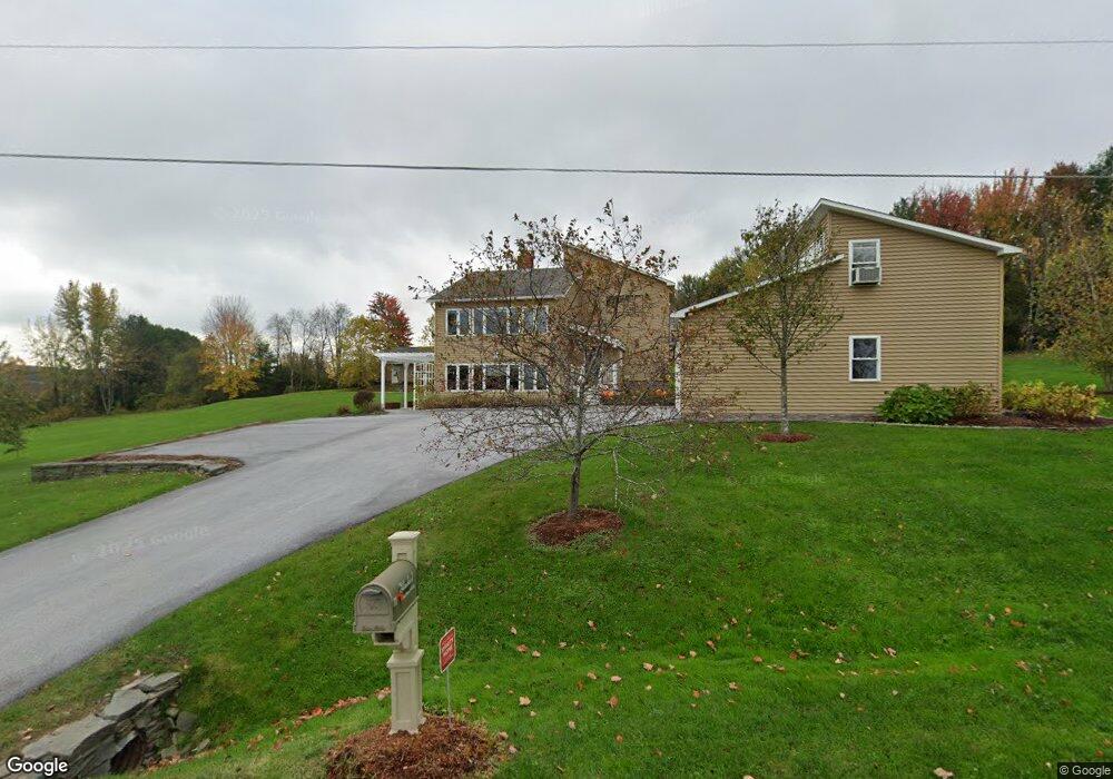 286 Red Barn Hill Rd, Milton, VT 05468 - photo 1