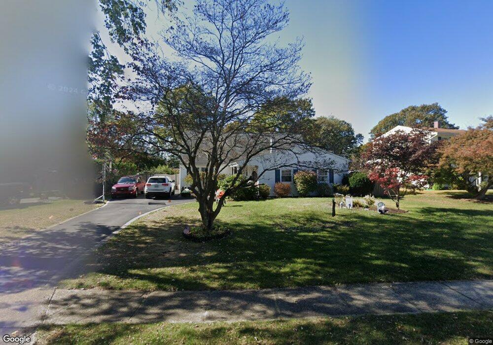 468 Greenbelt Pkwy, Holtsville, NY 11742 - photo 1