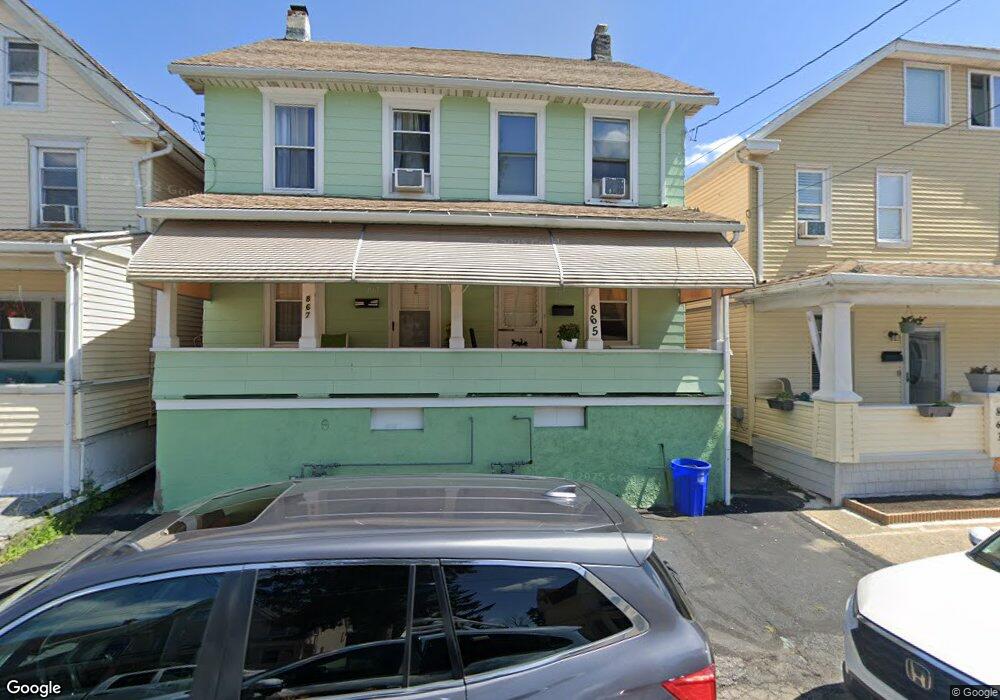 865 N Locust St, Hazleton, PA 18201 - photo 1