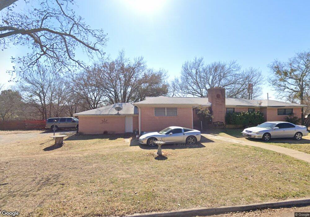 403 W Collom St, Decatur, TX 76234 - photo 1