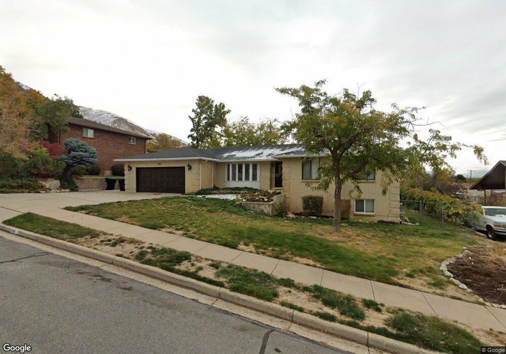 636 E 650 N, Centerville, UT 84014 - photo 1