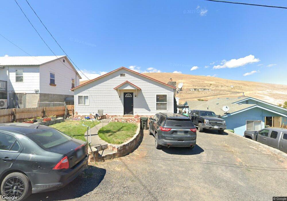 455 S Chase St, Heppner, OR 97836 - photo 1