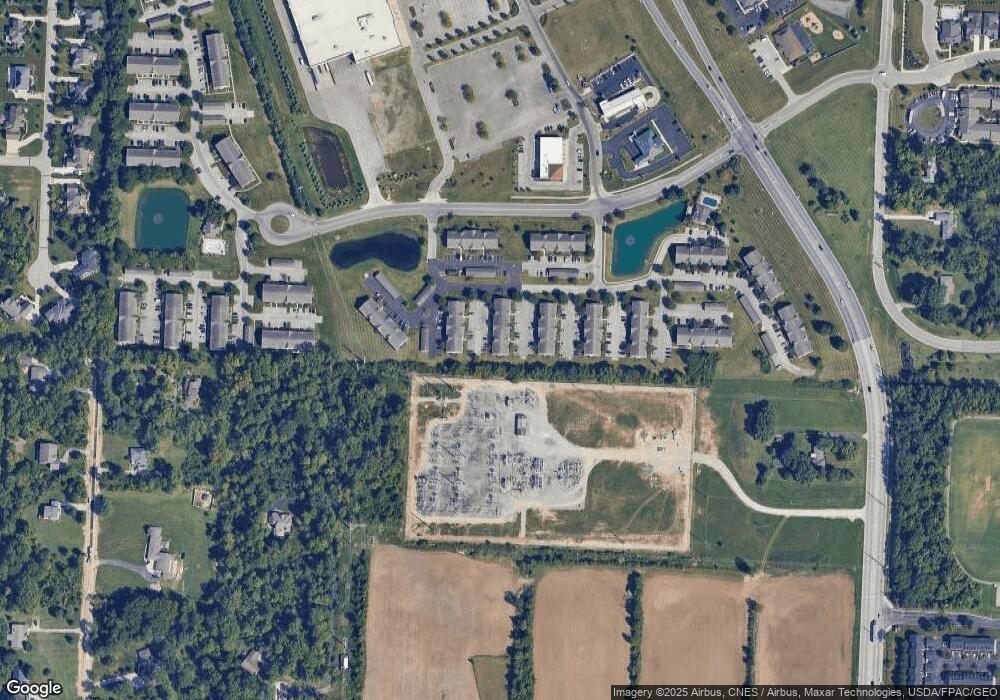 4933 Emerald Lakes Blvd unit 4903, Powell, OH 43065 - photo 1