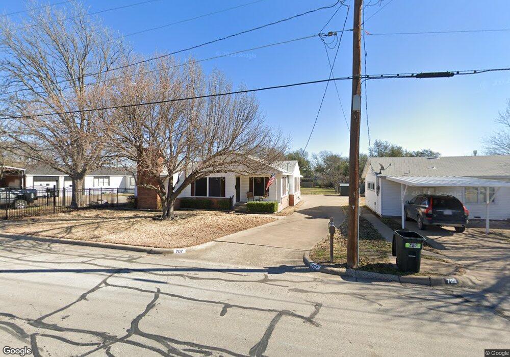 707 Charles St, Weatherford, TX 76086 - photo 1