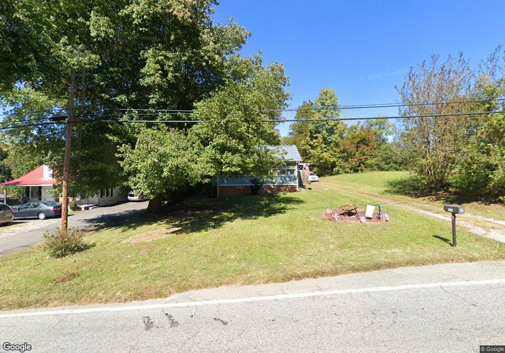 1013 E Fairfield Rd, High Point, NC 27263 - photo 1