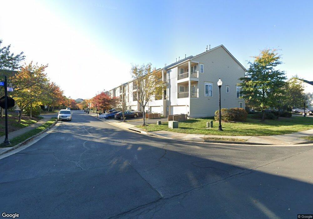 43010 Matties Terrace, Chantilly, VA 20152 - photo 1