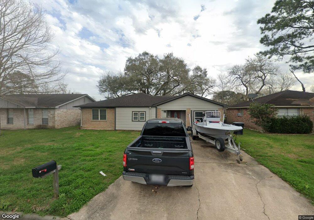 719 Stansel Dr, Alvin, TX 77511 - photo 1