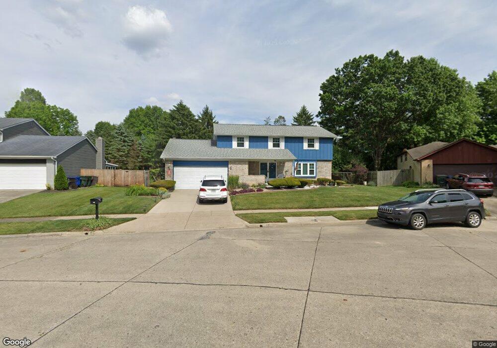 652 Cranfield Place, Columbus, OH 43213 - photo 1