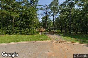 210 Manchester Dr, Albany, GA 31721