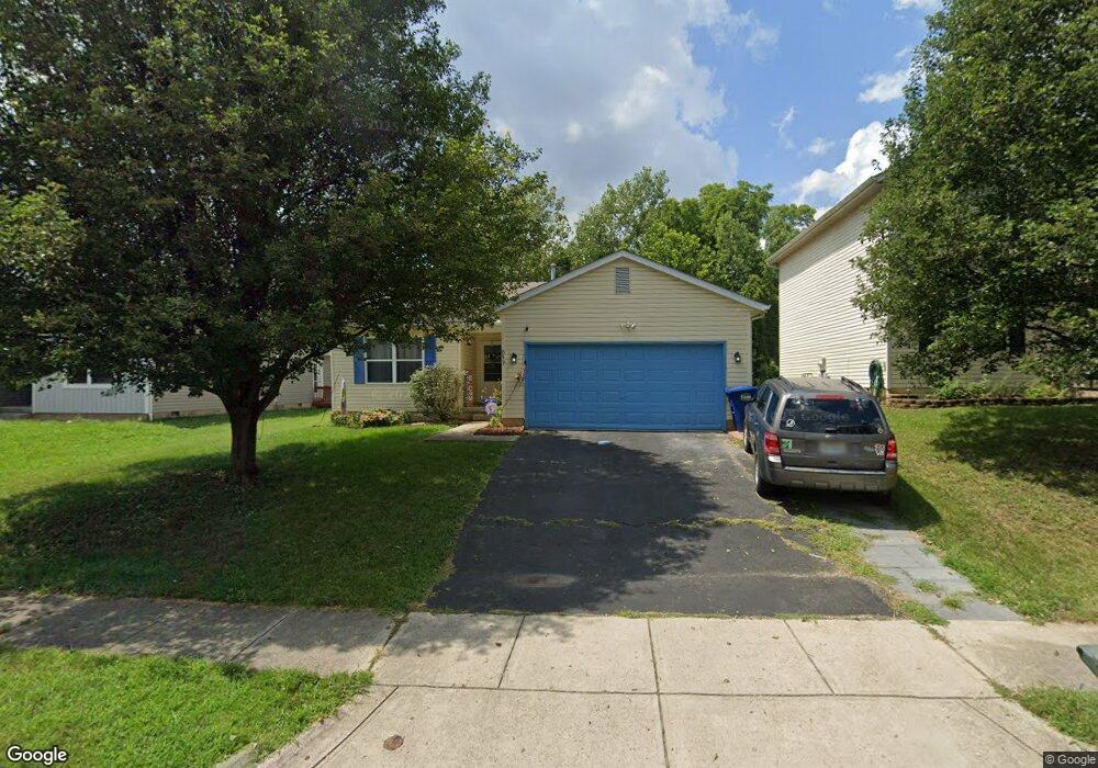 859 Crevis Ln, Columbus, OH 43228 - photo 1