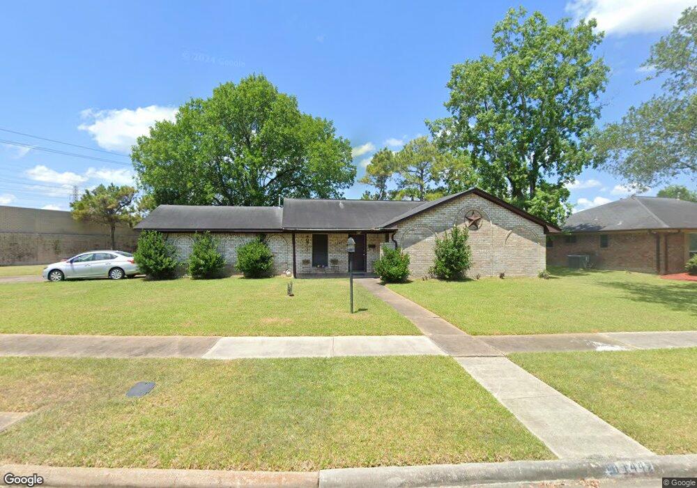 11442 Newton St, Houston, TX 77089 - photo 1
