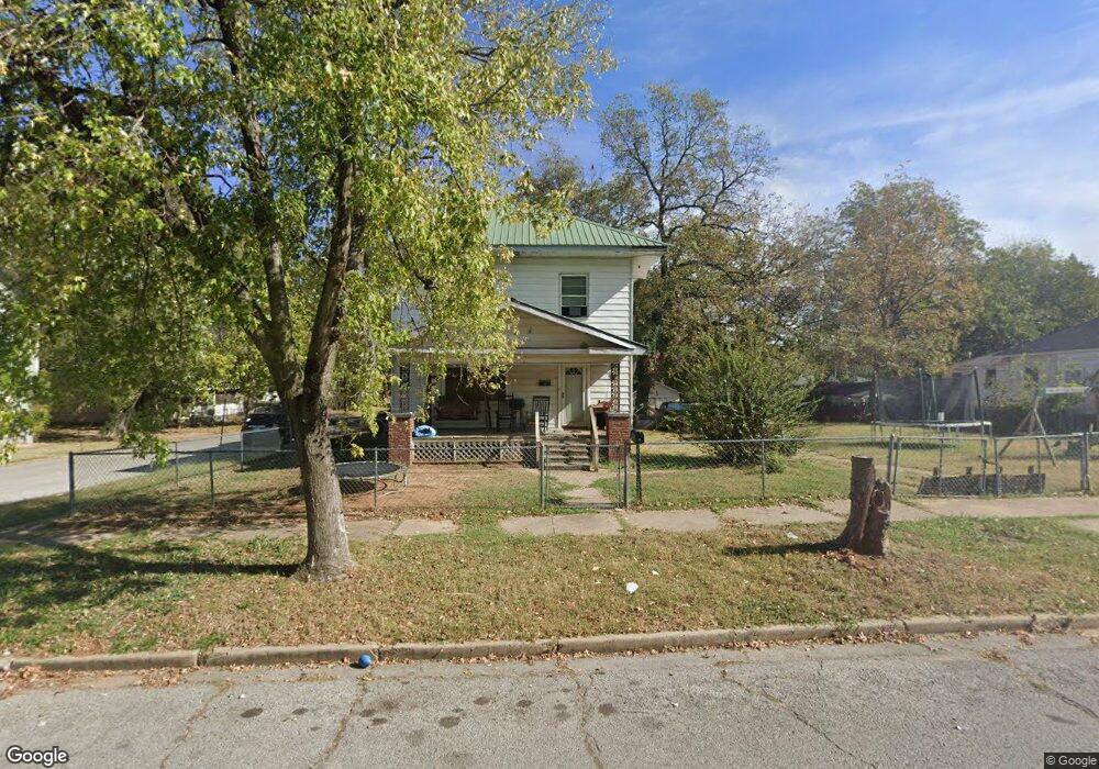 703 S Alabama Ave, Okmulgee, OK 74447 - photo 1