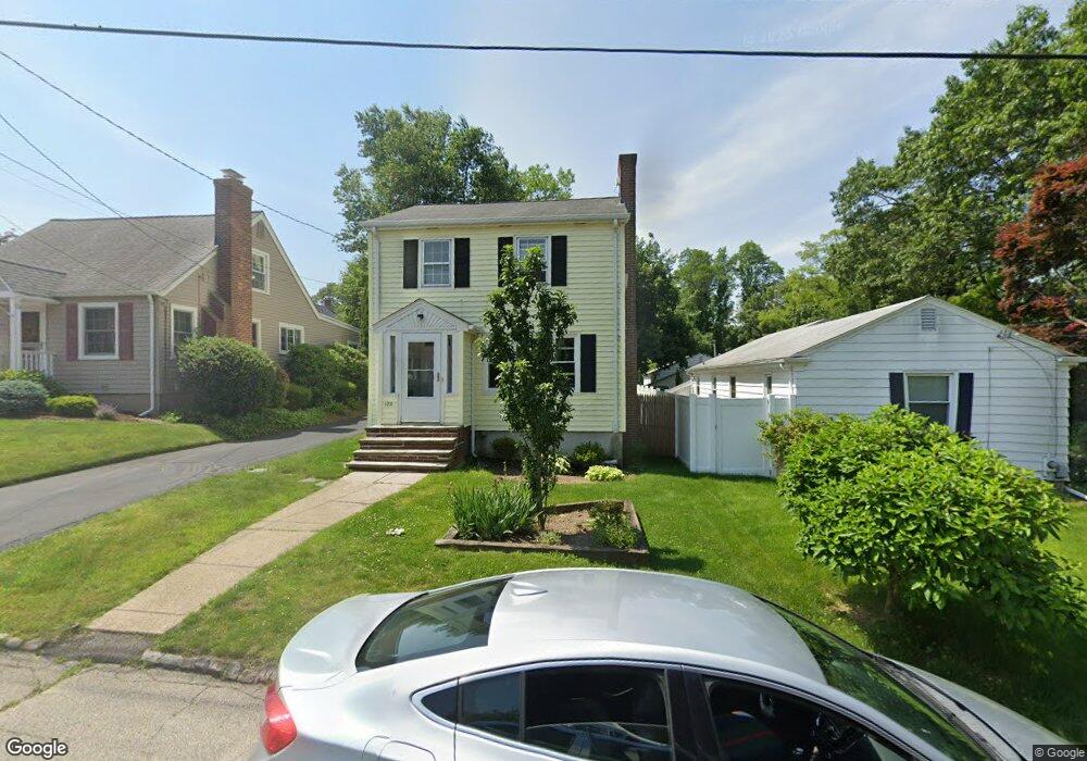 122 Keith Ave, Cranston, RI 02910 - photo 1