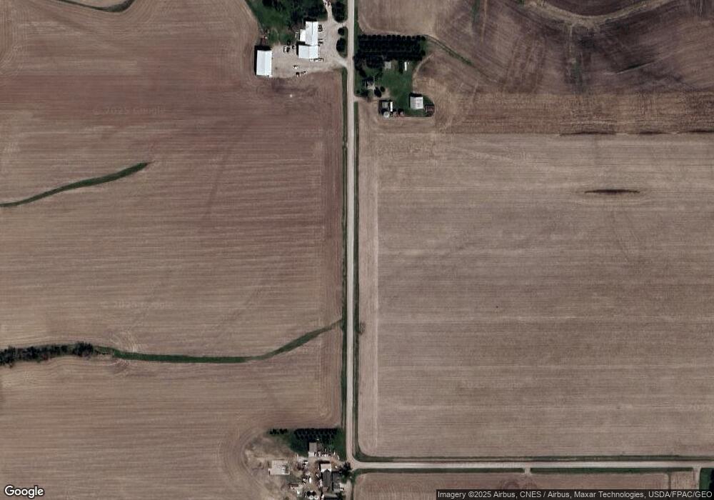 6164 E 48th St S, Newton, IA 50208 - photo 1