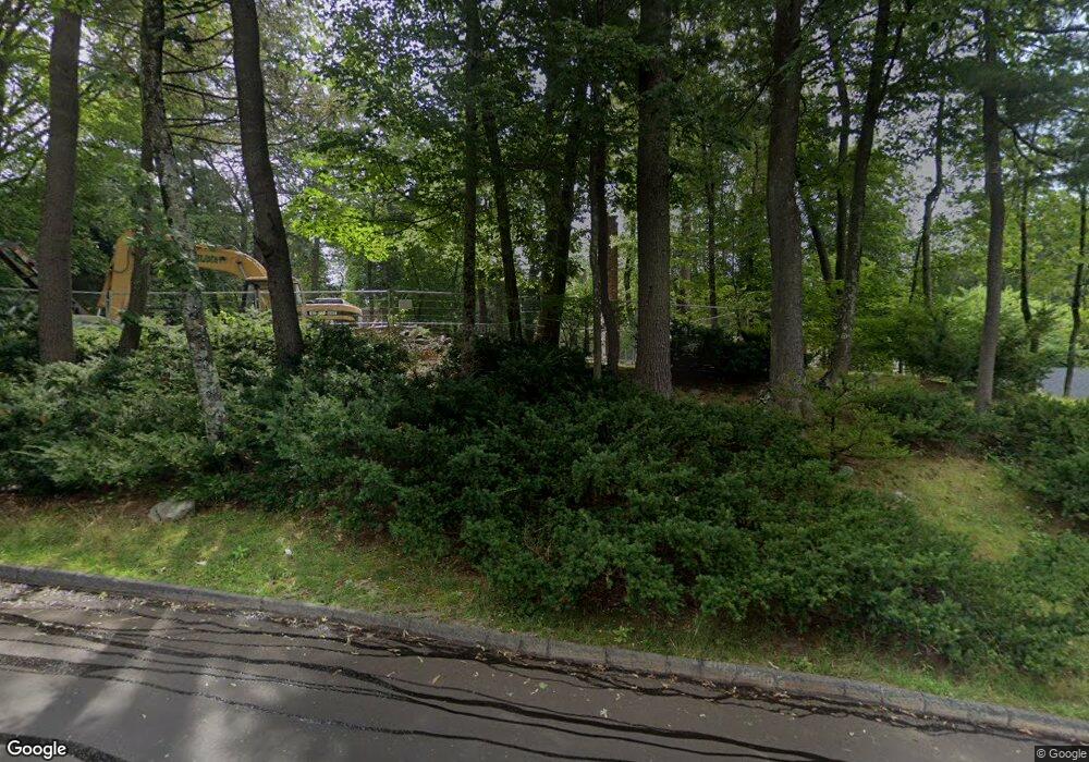 10 Oakland Cir unit 10, Wellesley Hills, MA 02481 - photo 1