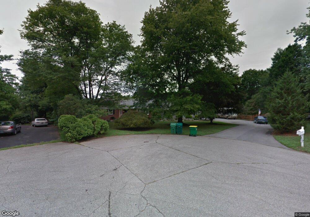 422 Bishop Dr, Hockessin, DE 19707 - photo 1