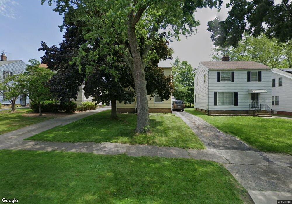 5147 Erwin St, Maple Heights, OH 44137 - photo 1