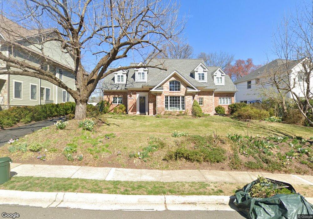 4727 N Dittmar Rd, Arlington, VA 22207 - photo 1