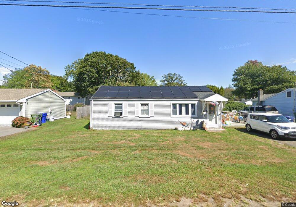 10 Sherman St, Old Saybrook, CT 06475 - photo 1