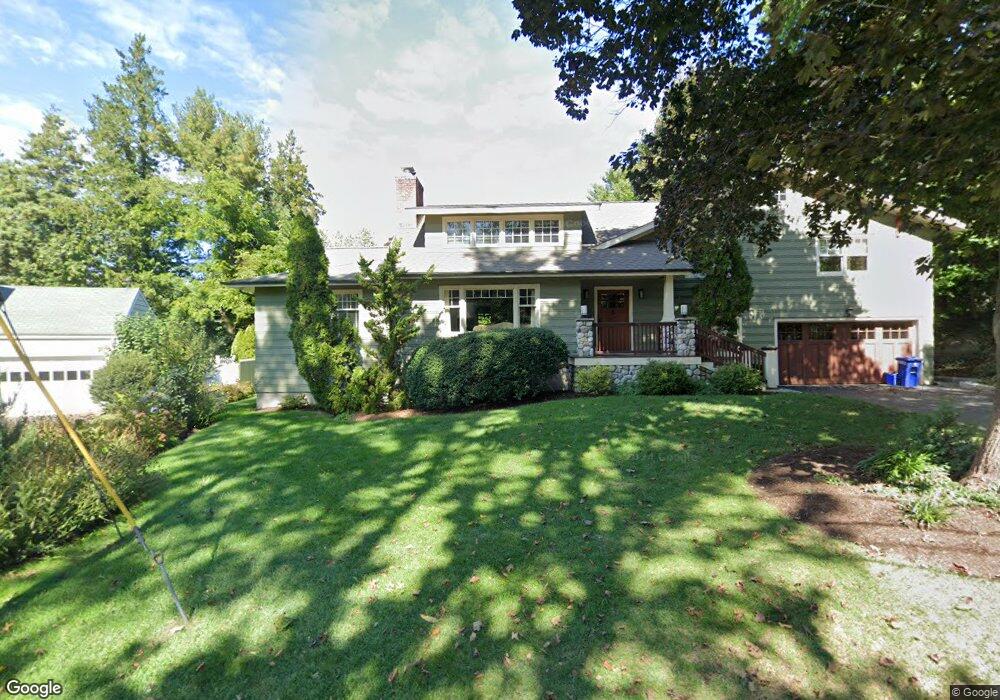 29 Irvine Rd, Old Greenwich, CT 06870 - photo 1