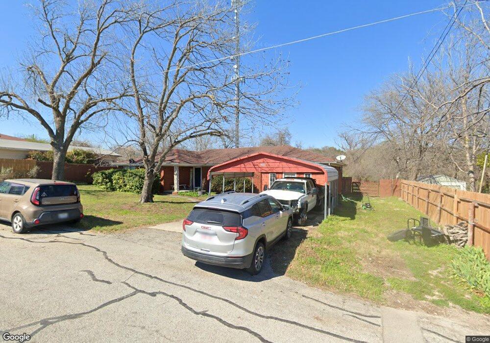 204 Wiggs Ln, Weatherford, TX 76086 - photo 1