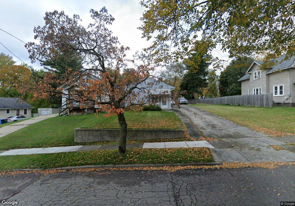 201 Paris Ave, Lansing, MI 48910 - photo 1