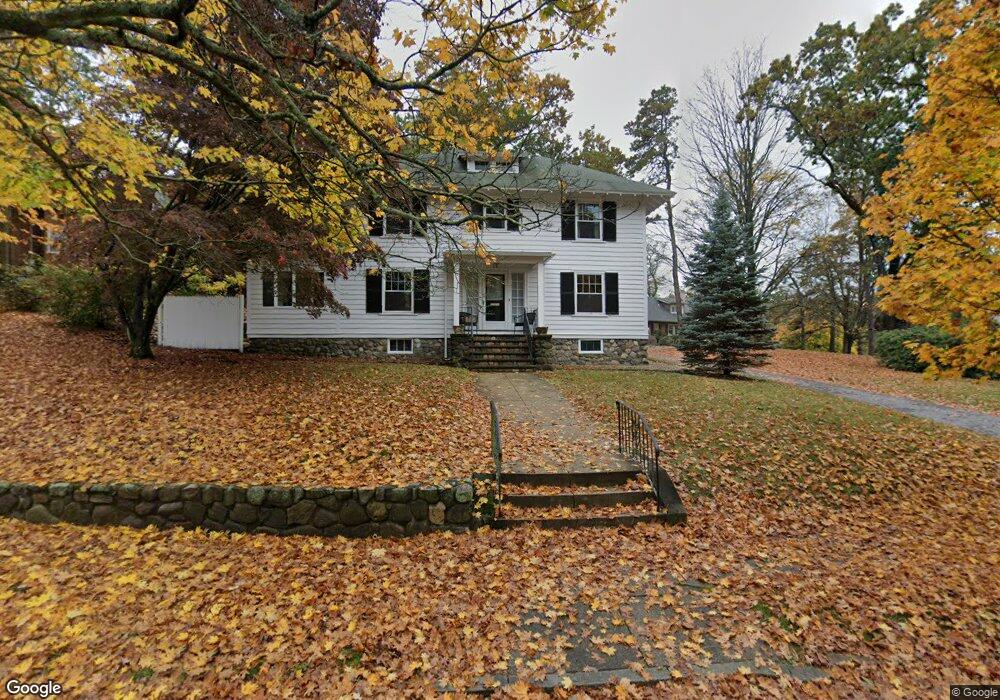 18 Sheffield Rd, Wakefield, MA 01880 - photo 1