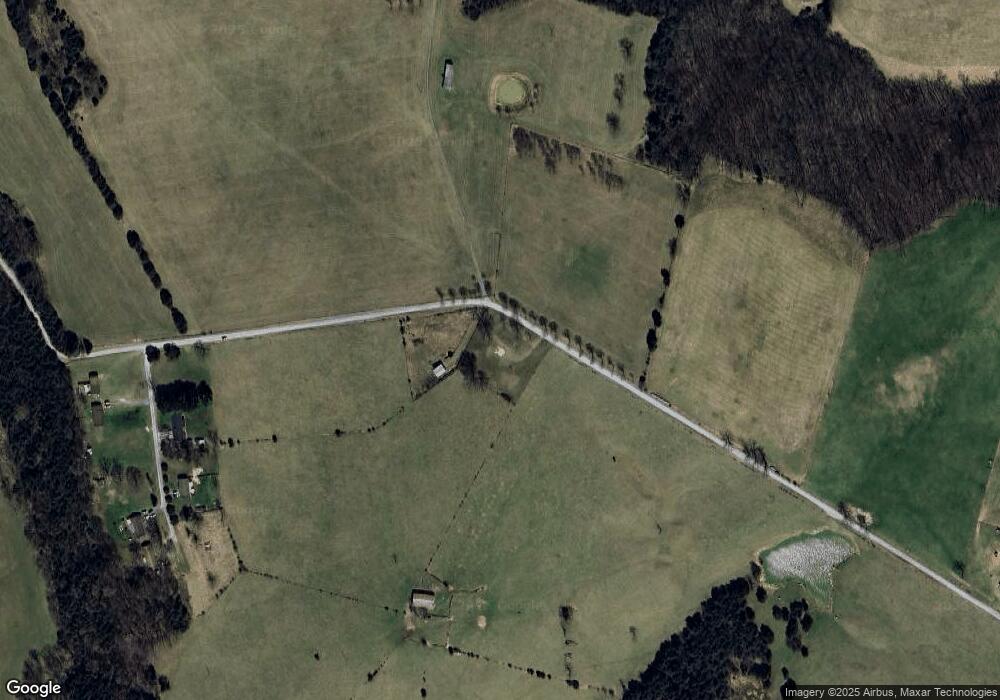 509 Fort Stover Rd, Luray, VA 22835 - photo 1