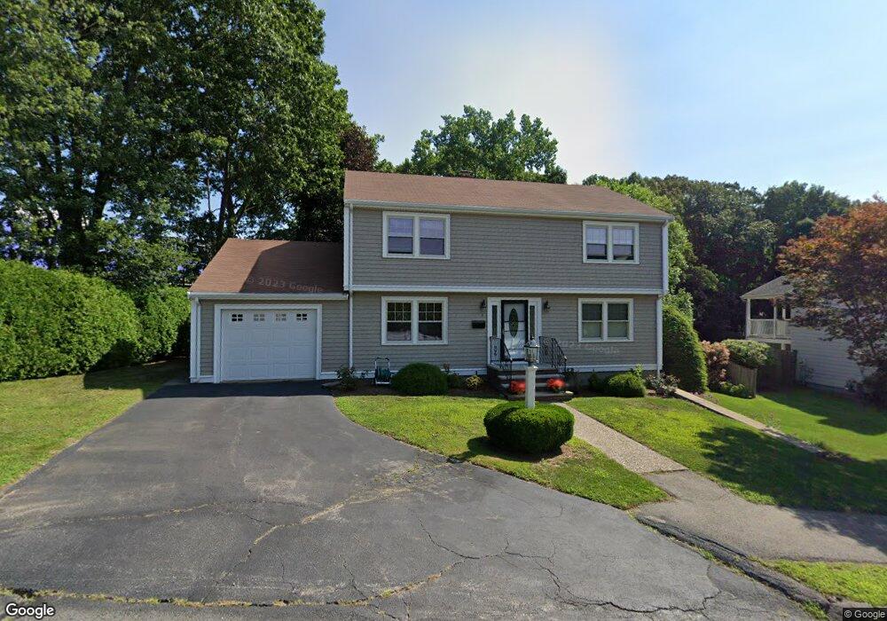 3 Boxwood Rd, Stoneham, MA 02180 - photo 1