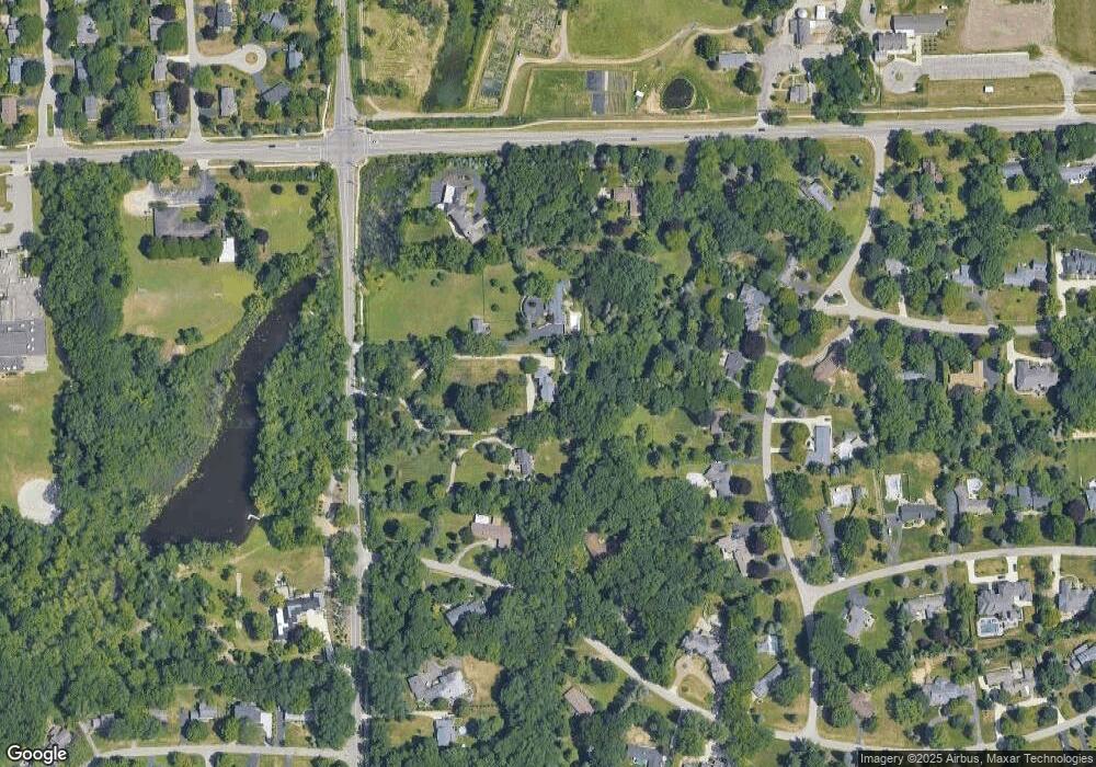 2629 Squirrel Rd, Bloomfield Hills, MI 48304 - photo 1