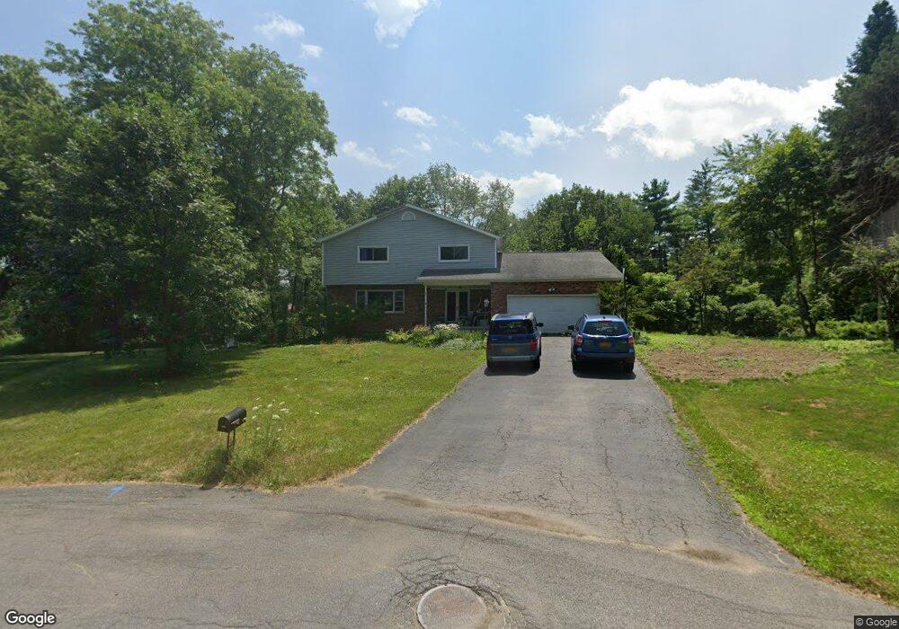 1261 Sagemont Ct, Schenectady, NY 12309 - photo 1