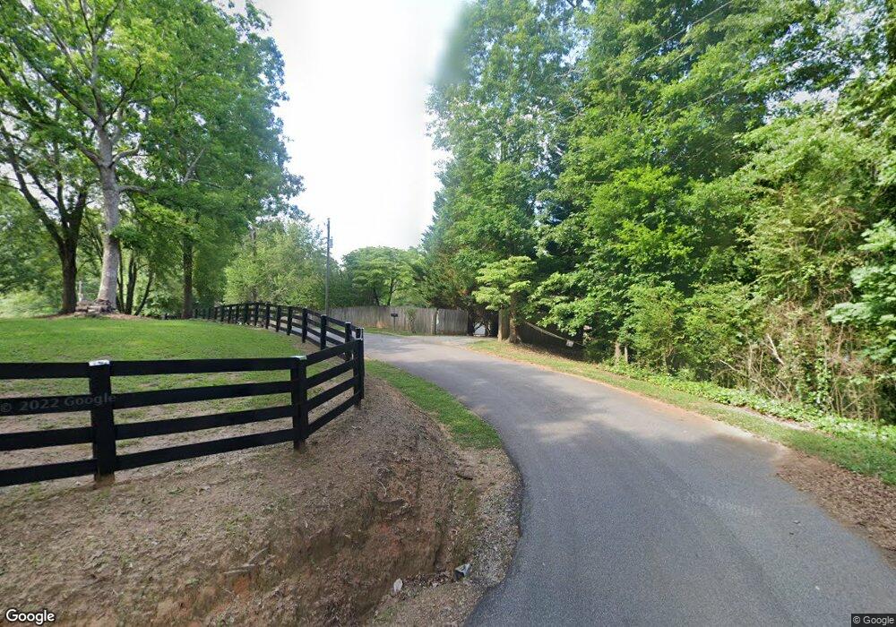 4560 Wahoo Dr, Gainesville, GA 30506 - photo 1