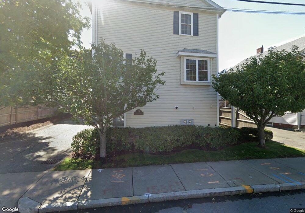 59 Pine St unit 1, Waltham, MA 02453 - photo 1