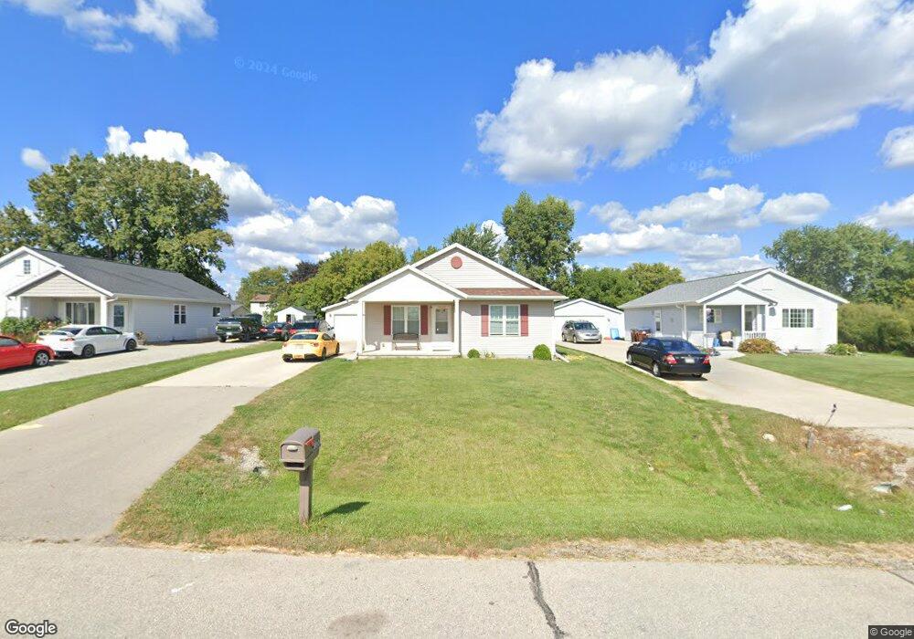 2300 W Russet Ct, Appleton, WI 54914 - photo 1