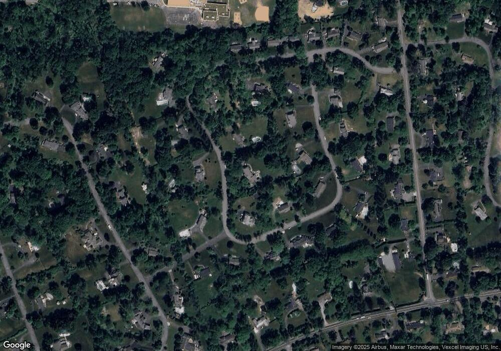 14 Hilltop Cir, Mendham, NJ 07945 - photo 1